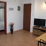 아파트 Grbin Ližnjan