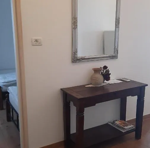 Apartament Grbin *